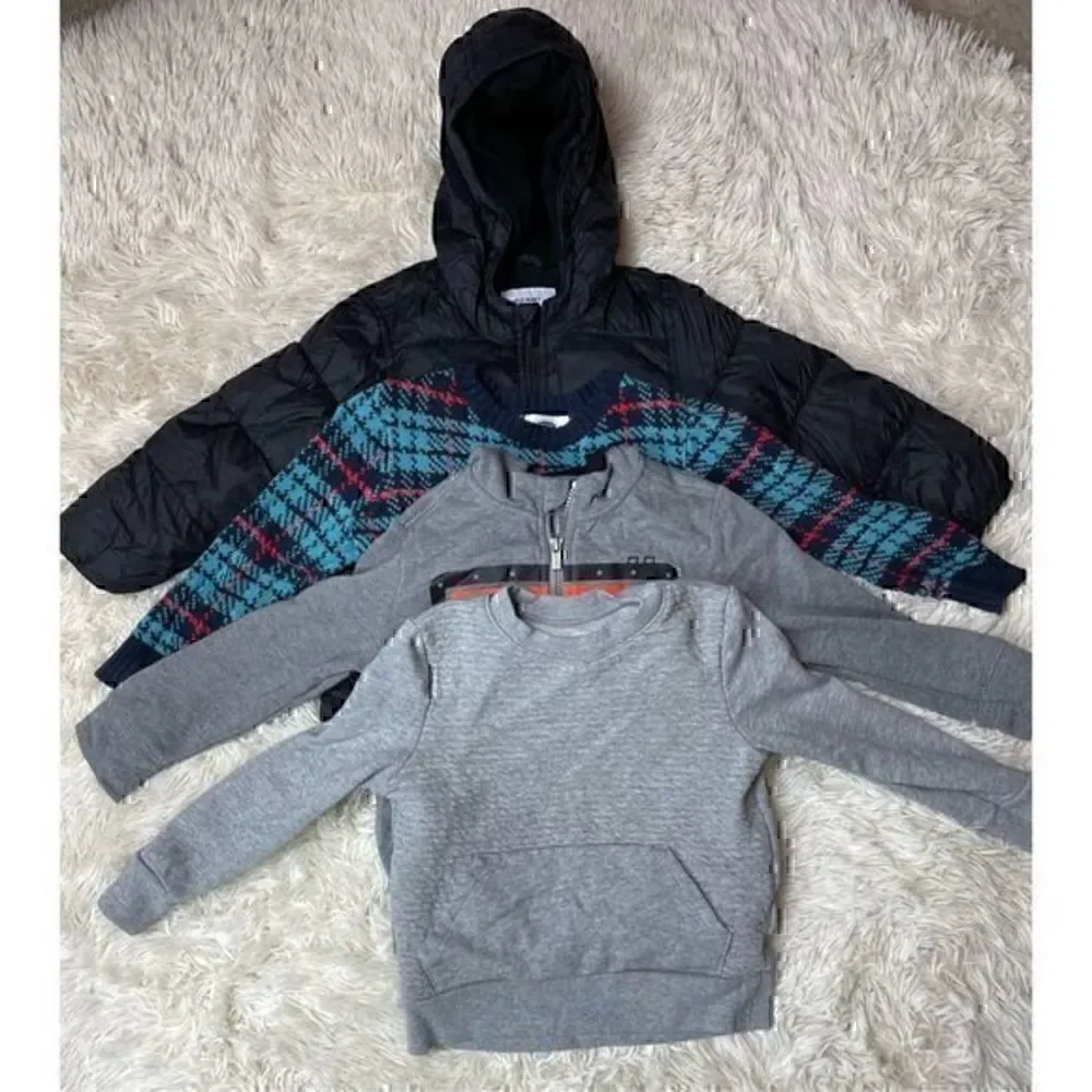EUC 4 piece Old Navy 4T Toddler Boy Sweater & Jacket Bundle